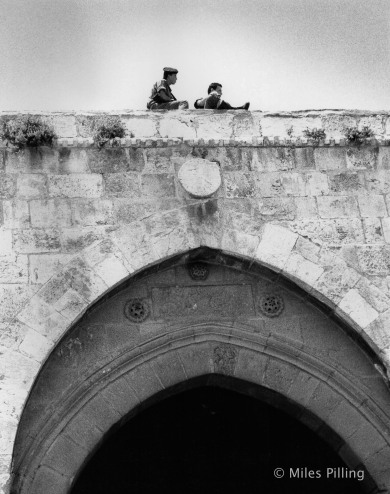 Israeli army conscripts, Damascus Gate, Jerusalem, 1990